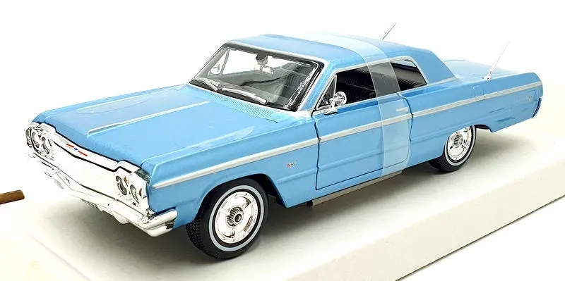 Maisto 1/26 Scale Diecast 32908 - 1964 Chevrolet Impala Ss - Blue 1