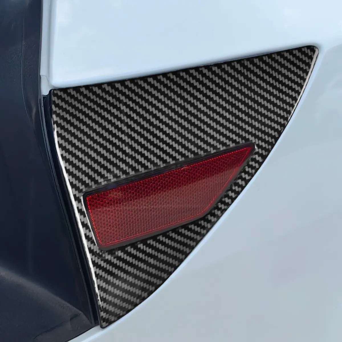 [Real Carbon Fiber] Charging Port Cover For Tesla 2024+ Model 3 Highland 1