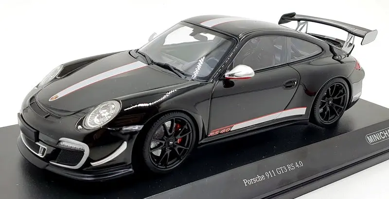 Minichamps 1/18 Scale Diecast 155 062220 - Porsche 911 Gt3 Rs 4.0 2011 - Black 1