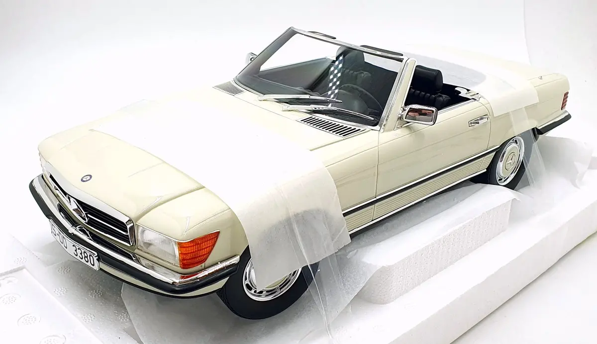 12 Art 1/12 Scale Resin 12Art1302013 - Mercedes-Benz 380Sl R107 79-85 White 1