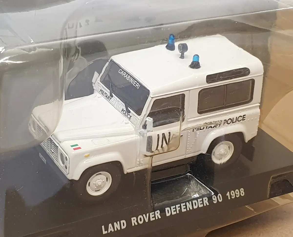 Deagostini 1/43 Scale Ay5550 - 1998 Land Rover Defender 90 Un - White 1