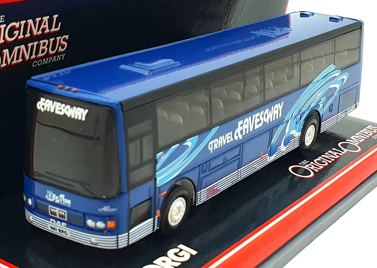 Corgi 1/76 Scale Diecast 42720 - Van Hool Alizee Eavesway Travel Everton F.C. 1