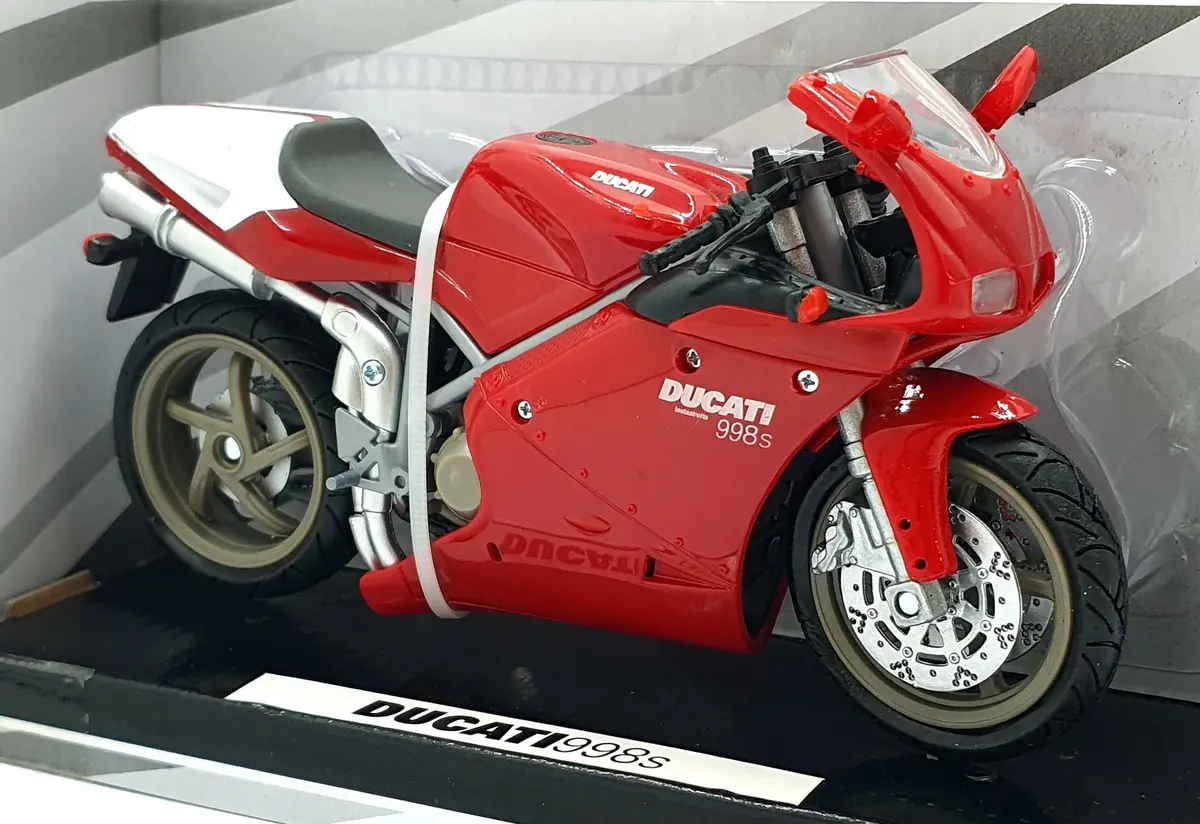 New Ray 1/12 Scale Diecast 43693A - Ducati 998S Motorbike - Red 1