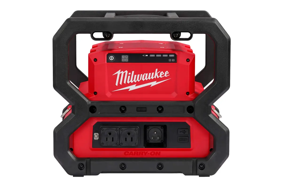 Milwaukee 2845-20 M18 Carry-On™ 3600W/1800W Power Supply 1