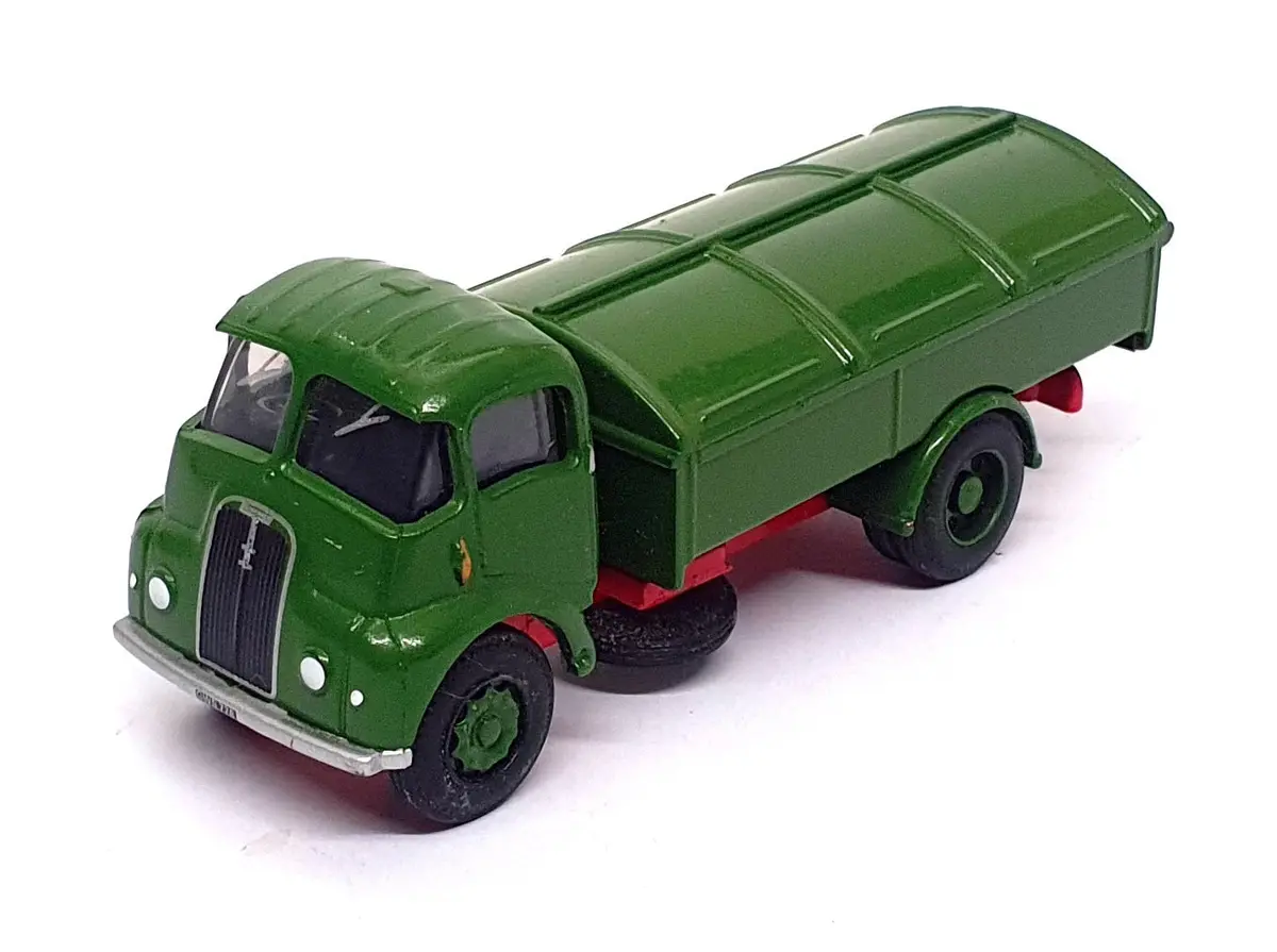 Base Toys 1/76 Scale Tt-01 - Thornycroft Trident Refuse Truck - Green 1