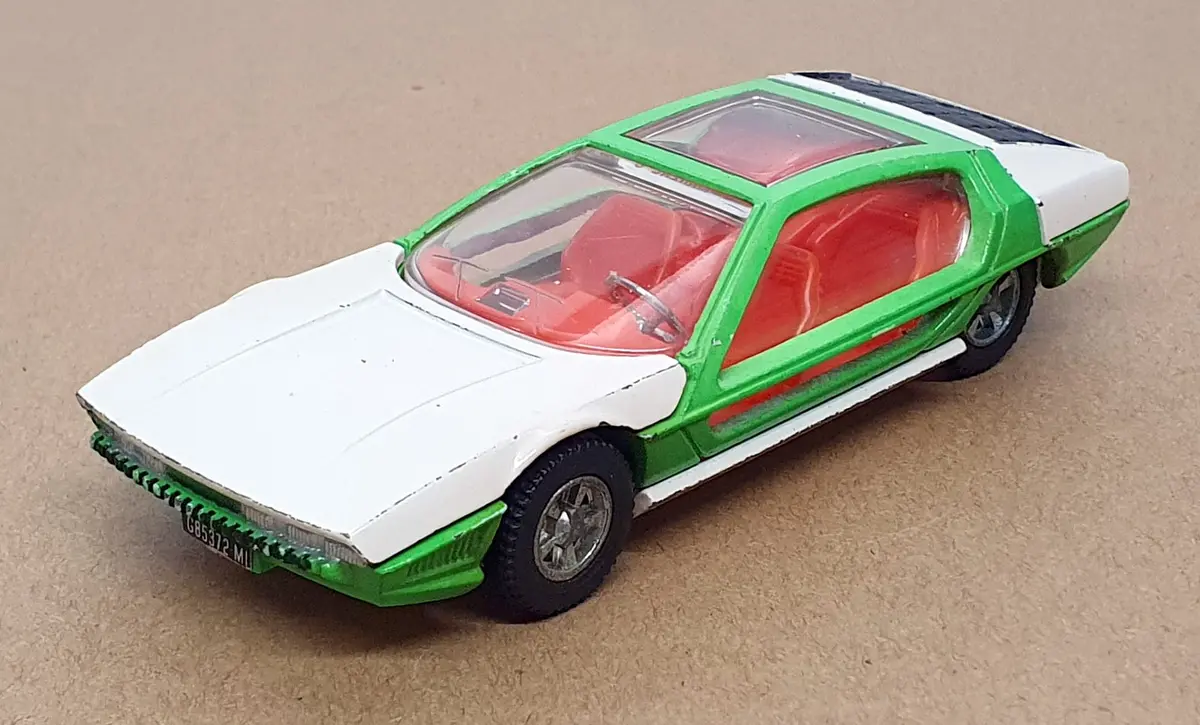 Dinky Toys 11Cm Long Original Diecast 189 - Lamborghini Marzal - White/Green 1