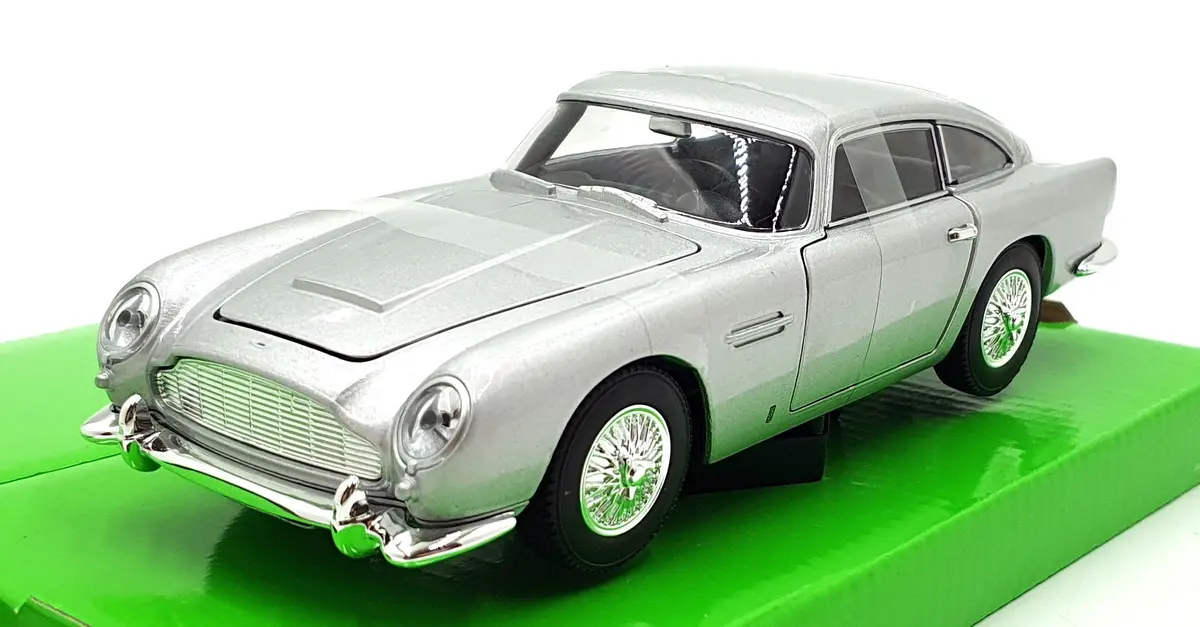 Welly Nex 1/24 Scale Diecast 24101W - Aston Martin Db5 - Silver 1