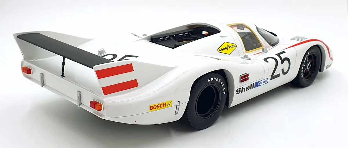 Cmr 1/12 Scale Cmr12015 - Porsche 917 Long Tail Le Mans 1970 #25 Pole 2