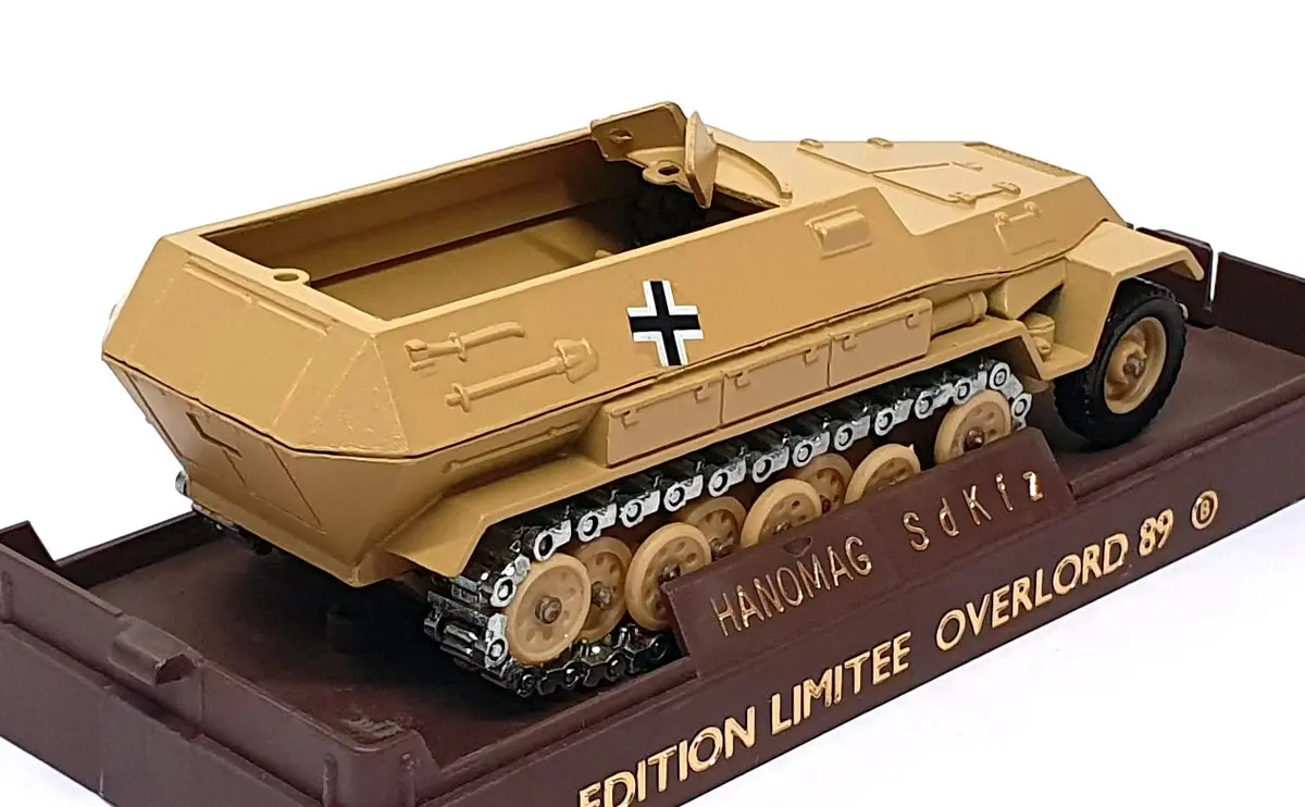 Solido 1/74 Scale 241 - German Military Hk Hanomag Sd.Kfz 251/1 - Beige 2