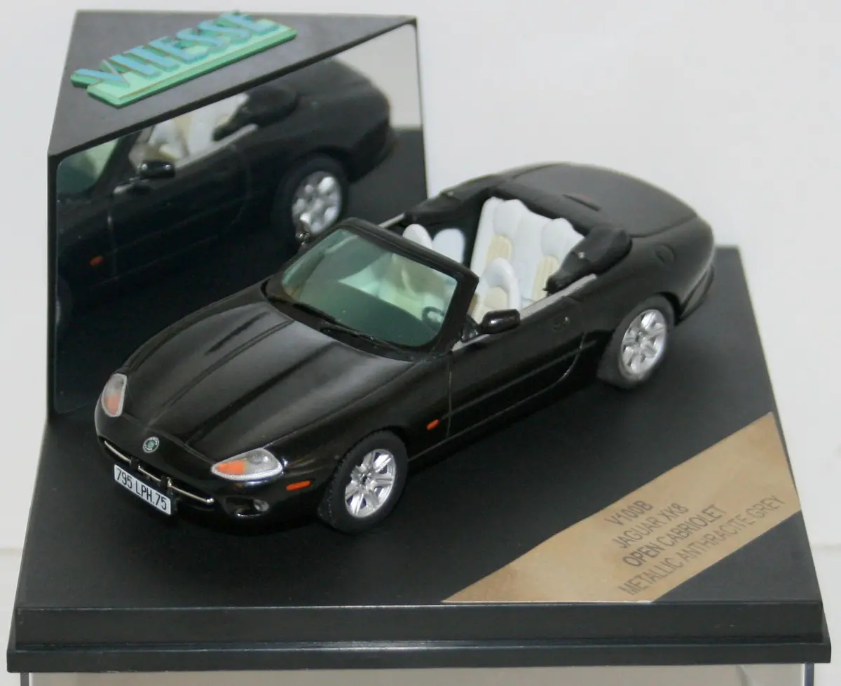Vitesse 1/43 V100b Jaguar Xk8 Open Cabriolet Met. Grey 1