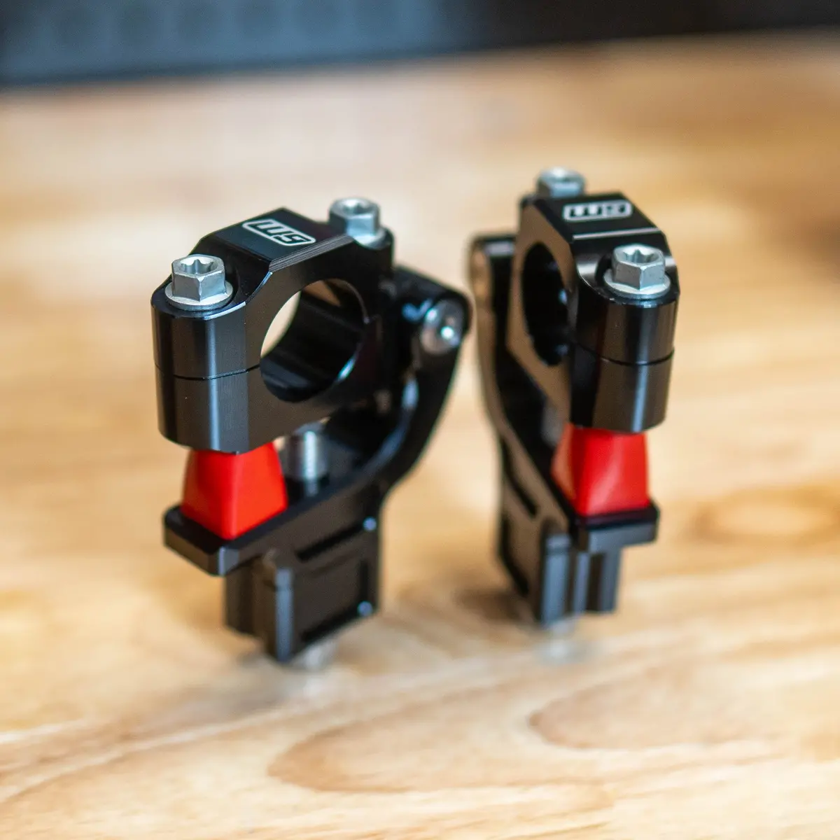 Warp9 Surron Ultra Bee Flex Bar Mounts 1