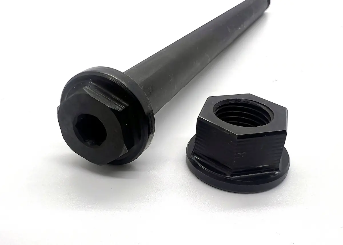 Heavy Hitter 4340 Chromoly Upgraded E Ride Rear Axle 1