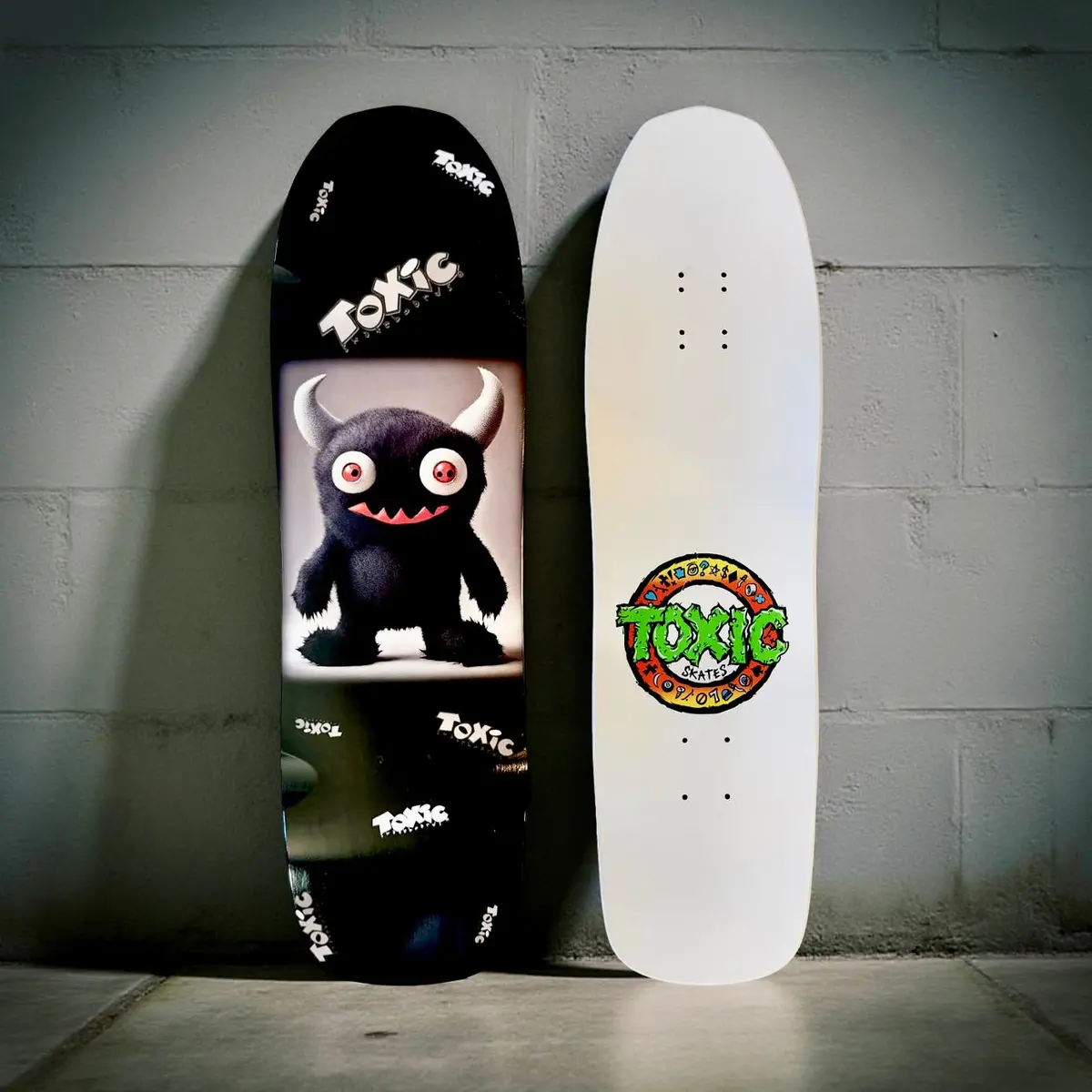 Two Pupil Pat “Demon-Shape” Deck 9.1”X32.5” 1