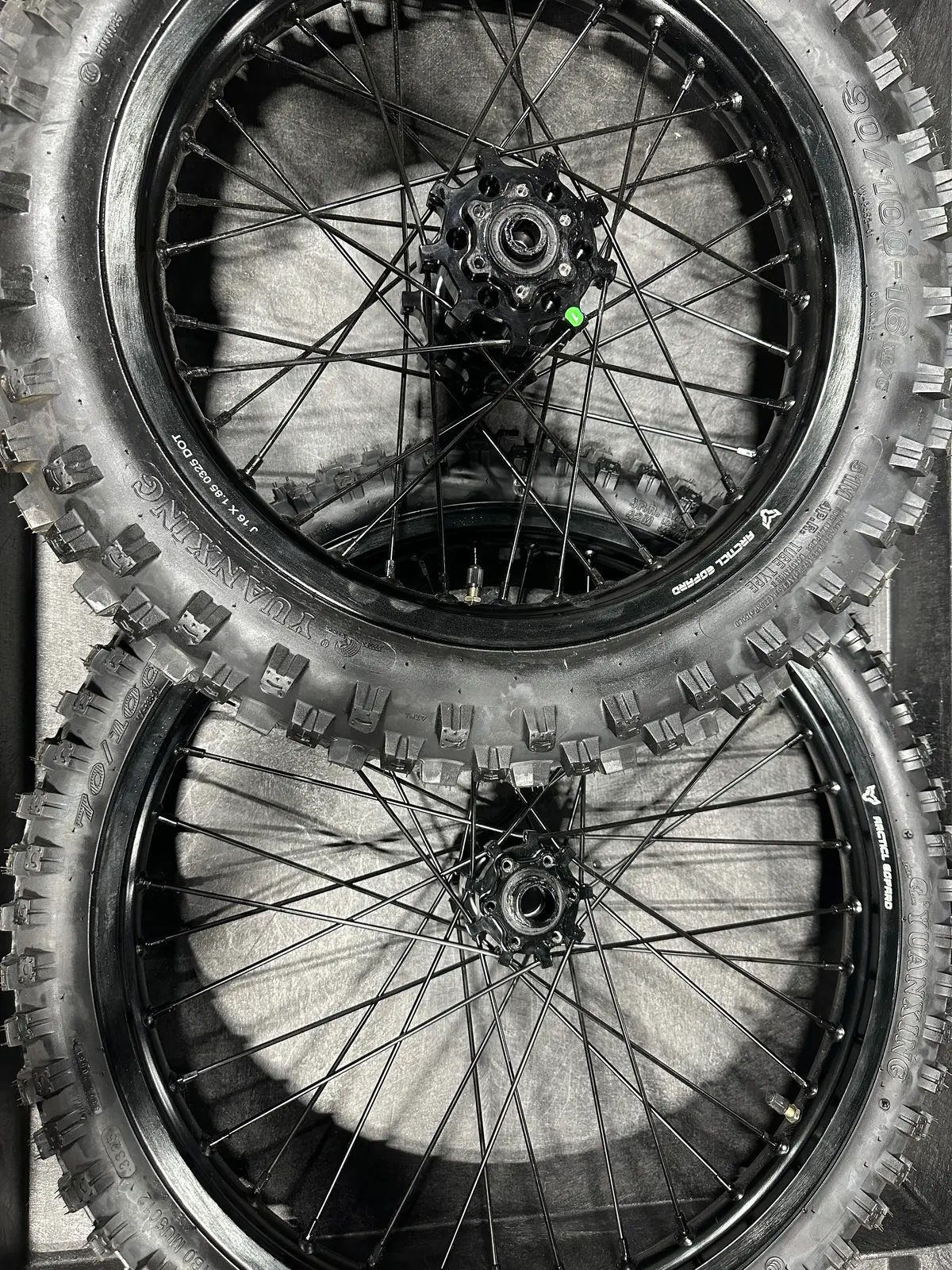 Arctic Leopard Xe Pro S Oem Takeoff Wheelset 1