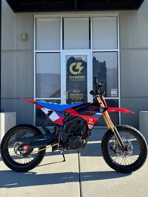 Ion - Altis Sigma 17/17 Supermoto Wheelset 1