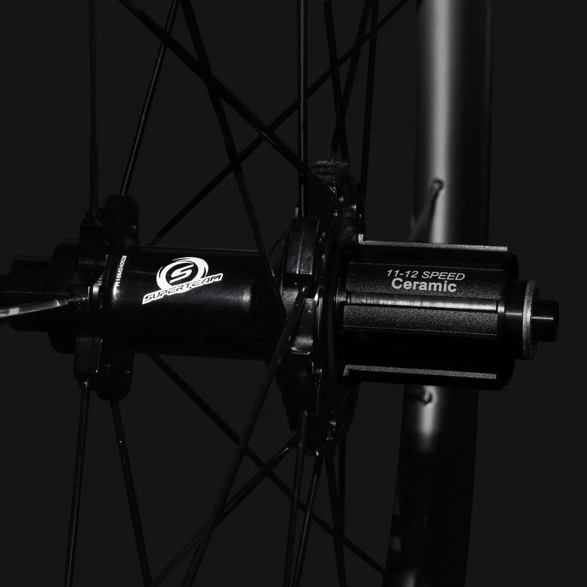 Classic Pro R25-50 Carbon Wheelset Rim Brake Black Decals 4