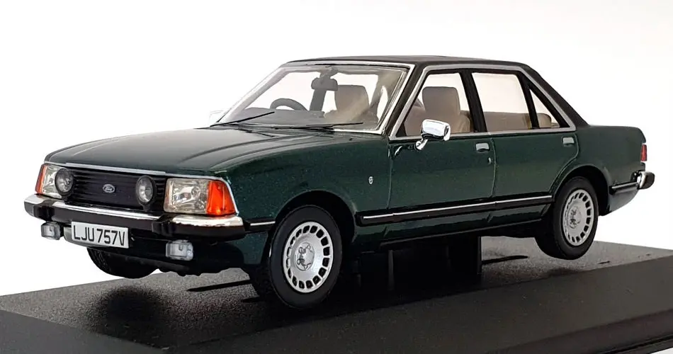 Vanguards 1/43 Scale Va12415 - Ford Granada Mk2 2.8I Ghia - Apollo Green 1