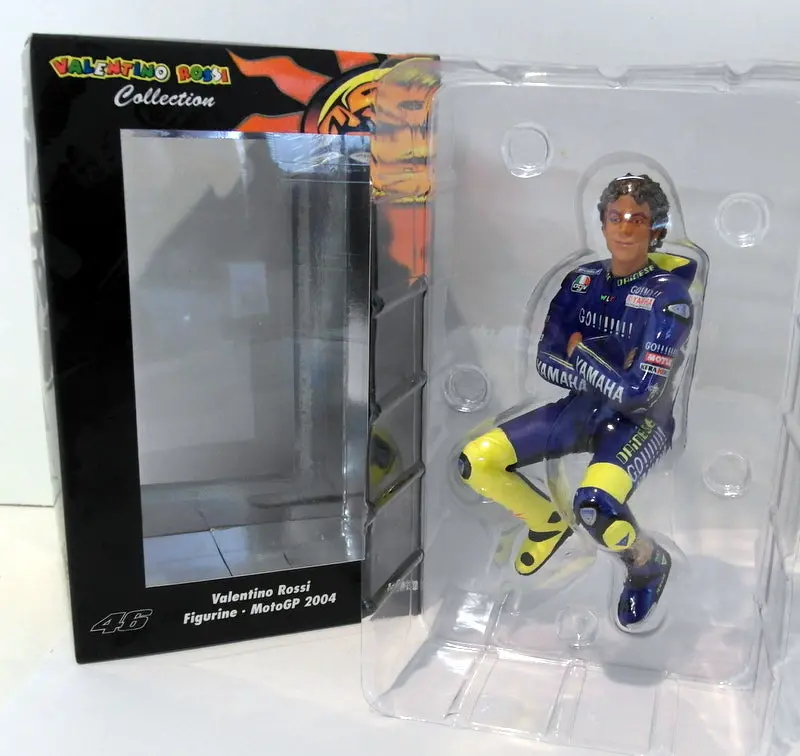 Minichamps 1/12 Scale Diecast - 312 049046 Valentino Rossi Sitting No Sunglasses 1