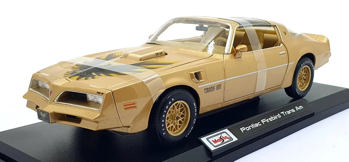 Maisto 1/18 Scale Diecast 46629 - Pontiac Firebird Trans Am - Gold 1