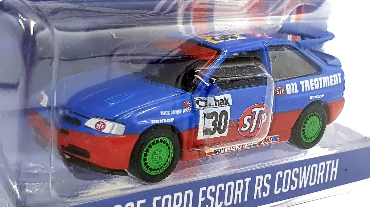 Greenlight 1/64 Scale 41120-E - 1995 Ford Escort Rs Cosworth - Chase 2