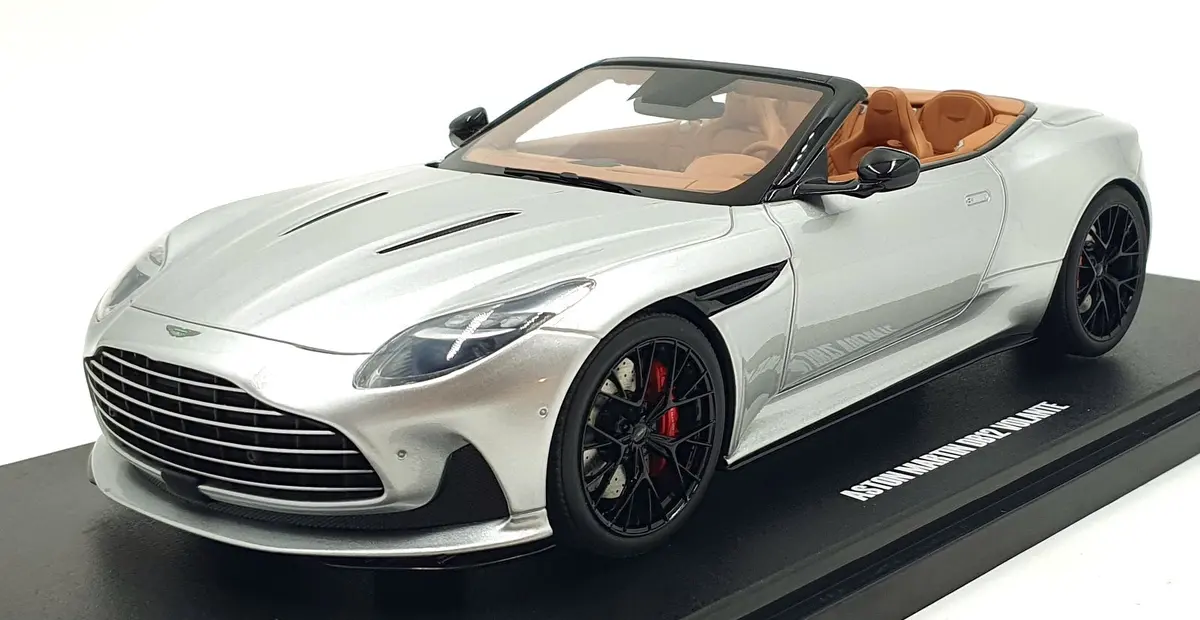 Gt Spirit 1/18 Scale Gt945 - Aston Martin Db12 Violante - Silver 1