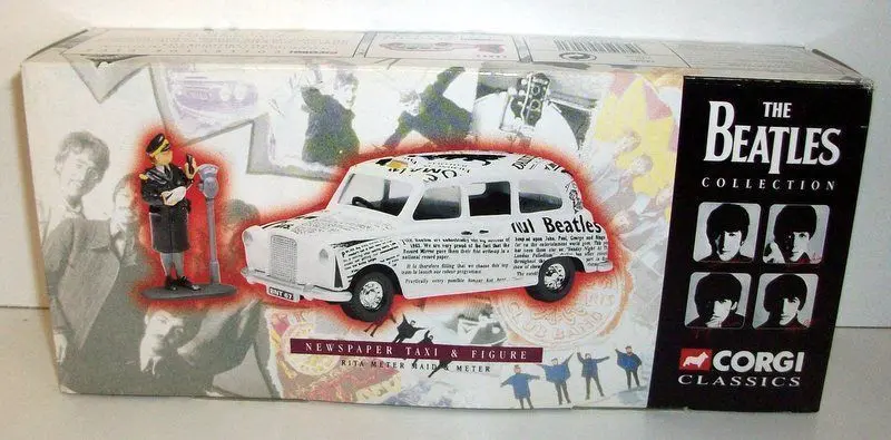 Corgi 1/36 Scale 058003 The Beatles Taxi & Figures 1