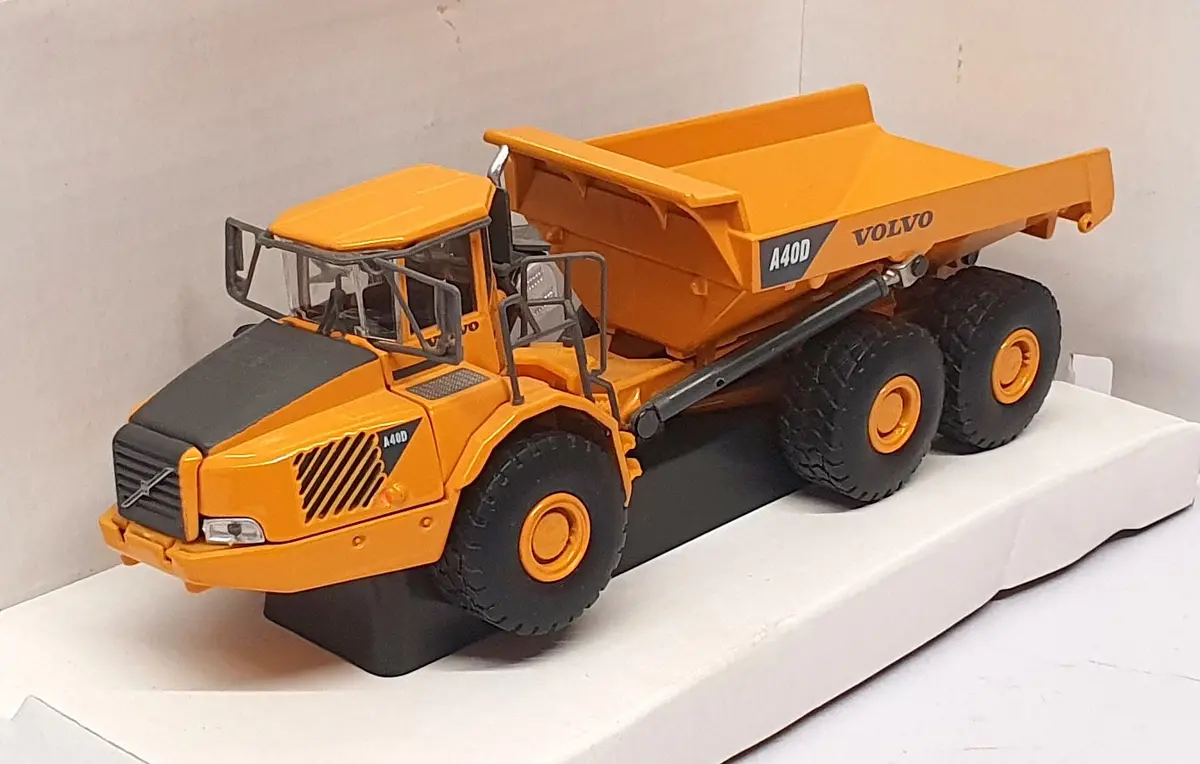 Cararama 1/87 Scale 0X810-001 - Volvo A40d Dump Truck - Dk. Yellow 1