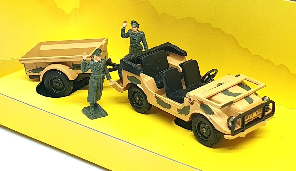 Solido 1/43 Scale 6037 - Military Jeep Auto Union With Trailer + Figures 1