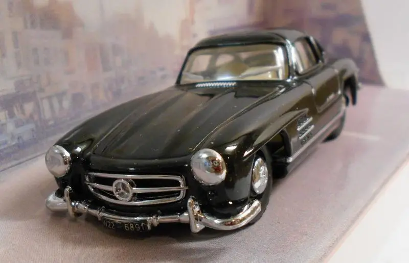 Dinky 1/43 Scale Diecast Model Dy-12B 1955 Mercedes Benz 300Sl Gullwing Black 1