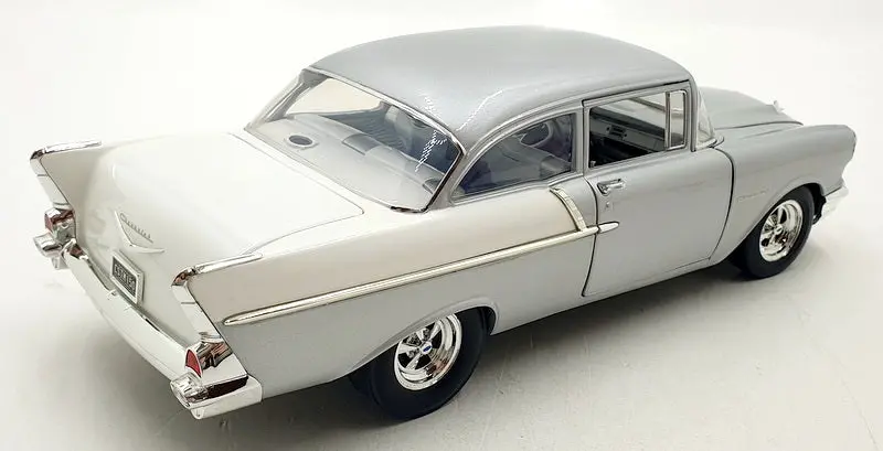Acme 1/18 Scale Diecast A1807016 - 1957 Chevrolet 150 Street Strip - Silver 2