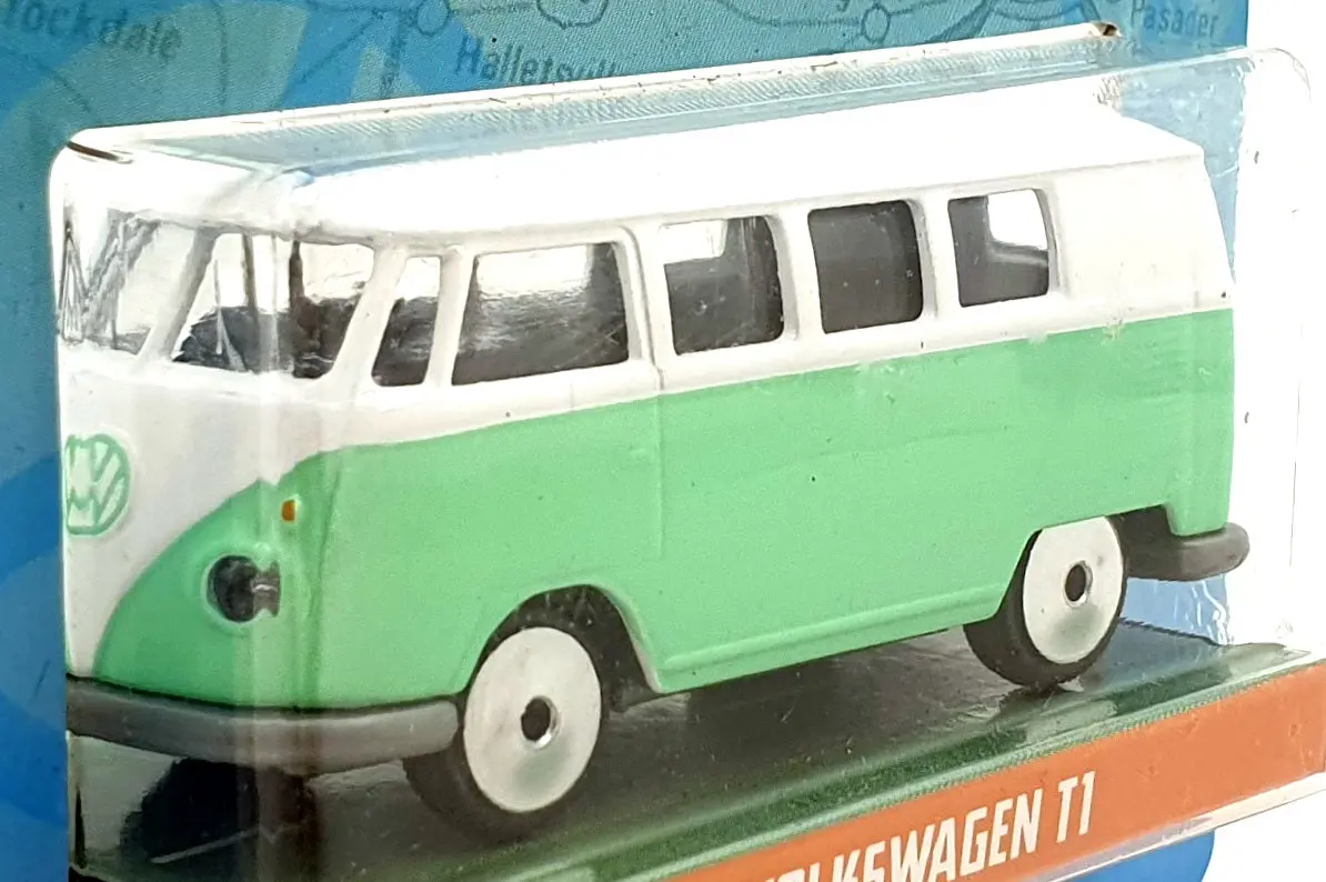 Jada Toys 1/64 Scale 100426D - Volkswagen T1 - Mint Green 1