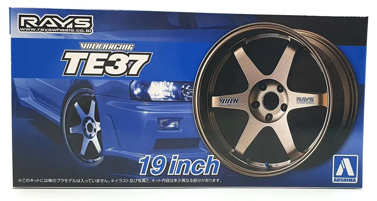 Aoshima 1/24 Scale 05390 - Rays Volk Racing Te37n 19' Wheels & Tyres Set #57 1