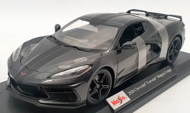 Maisto 1/18 Scale 46629 - 2020 Chevrolet Corvette Stingray Coupe - Black 1