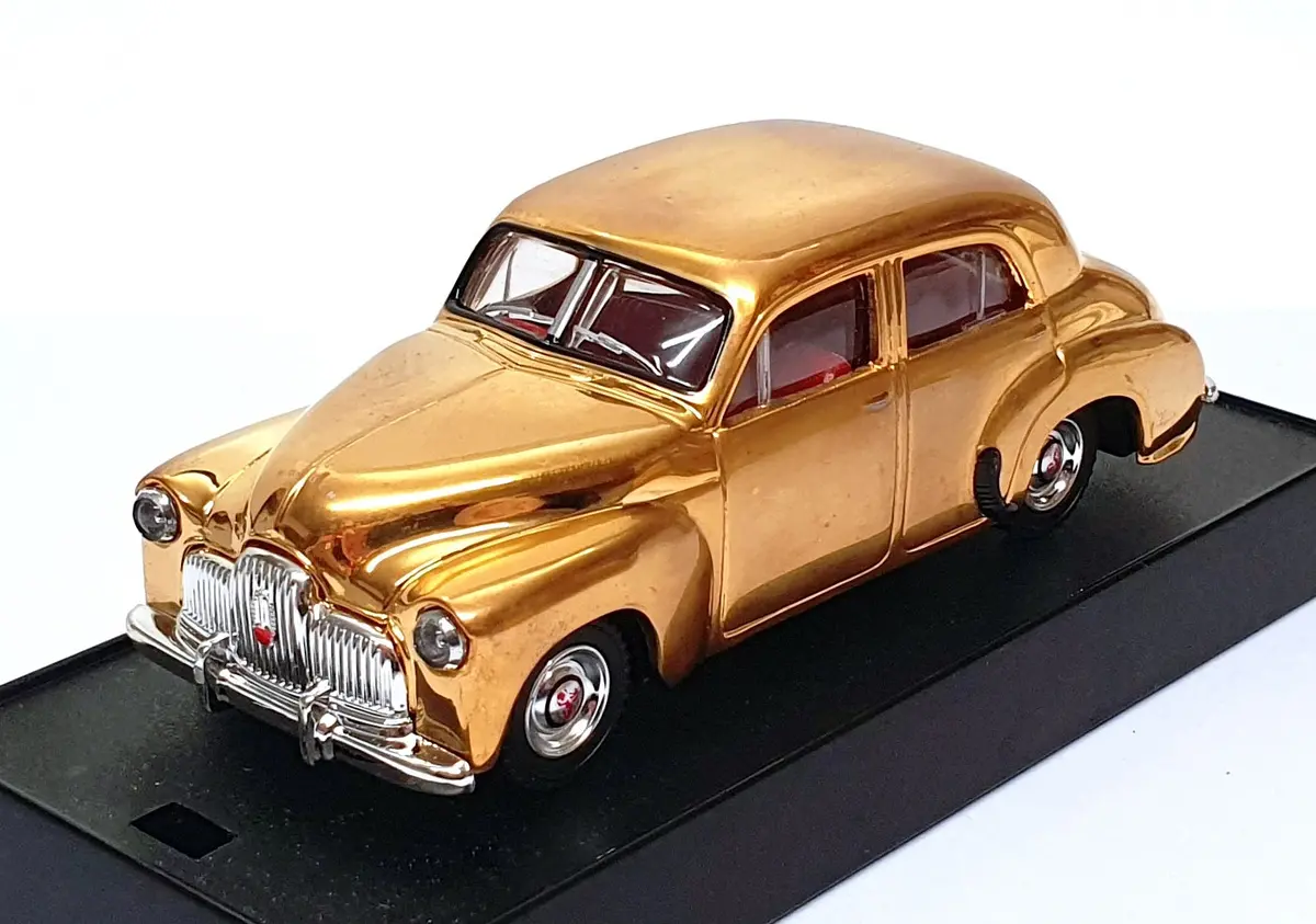 Trax 1/43 Scale Trg15 - 1948 Holden 48-215 Golden Holden - Gold Plated 1