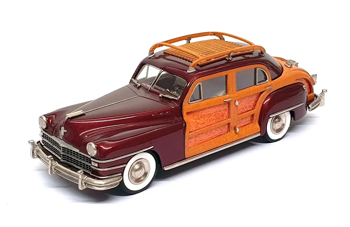 Brooklin 1/43 Scale Bml14 - 1947 Chrysler Windsor T&C 4Dr. Sedan - Met. Maroon 1