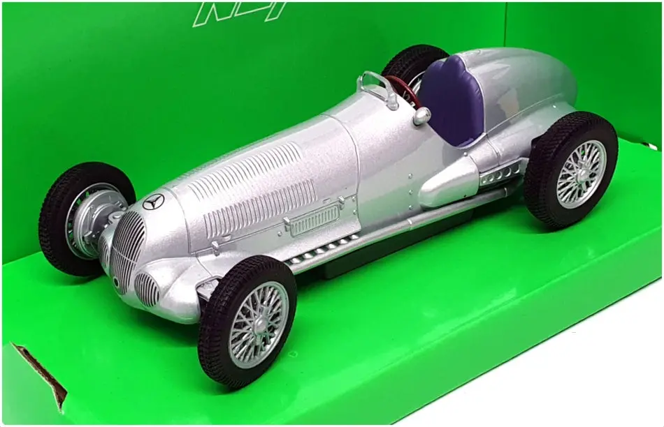 Welly 1/24 Scale Diecast 24109W - 1937 Mercedes Benz W125 - Silver 1
