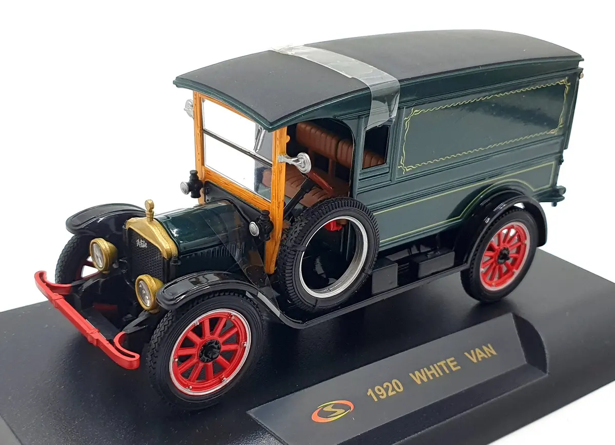 Signature Models 1/32 Scale 12326A - 1920 White Van - Green/Red Wheels 1