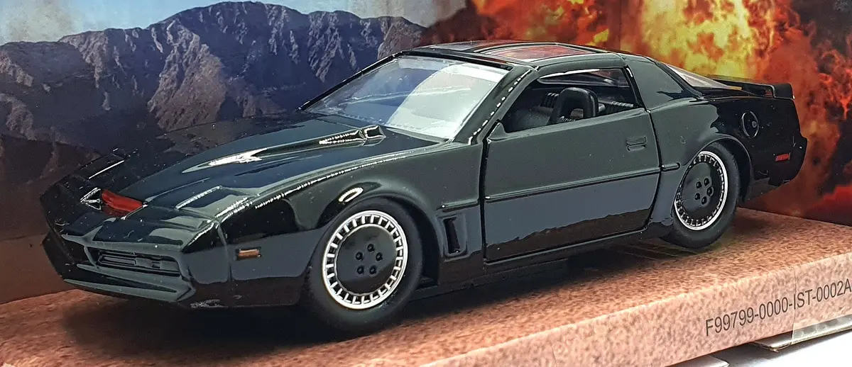 Jada 1/32 Scale Model Car 99799 - K.I.T.T. - Knight Rider - Black 1