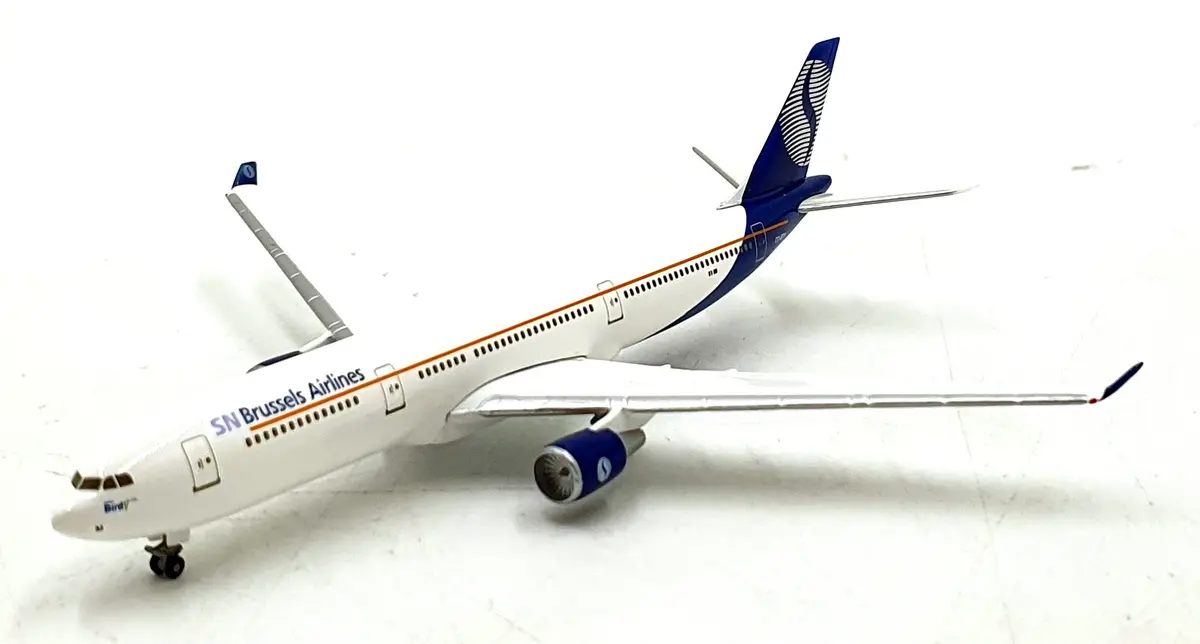 Herpa 1/500 Scale 508582 - Airbus A330-300 Sn Brussels Airlines Aircraft 1