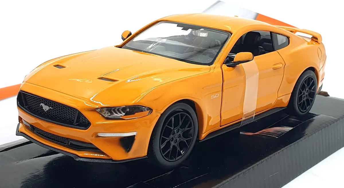 Motormax 1/24 Scale Model Car 79352 - 2018 Ford Mustang Gt - Orange 1