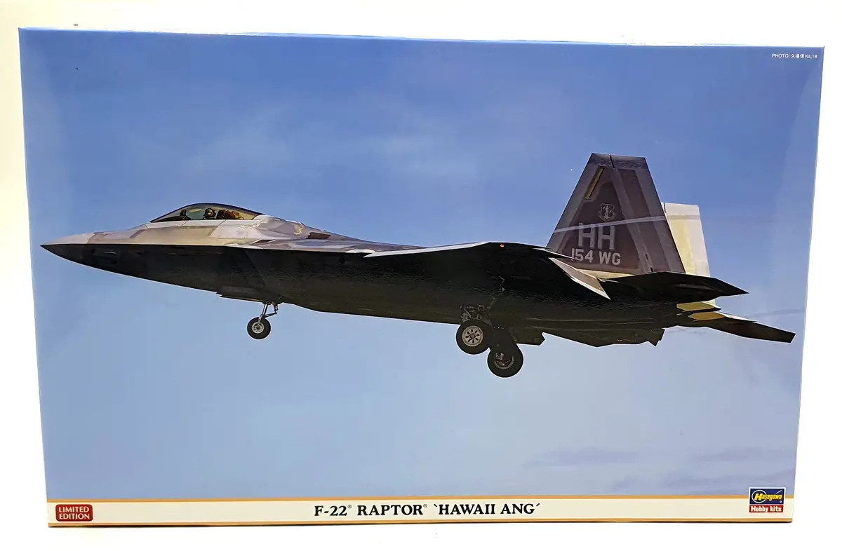 Hasegawa Kits 1/48 Scale 07555 - F-22 Raptor 'Hawaii Ang' Aircraft 1