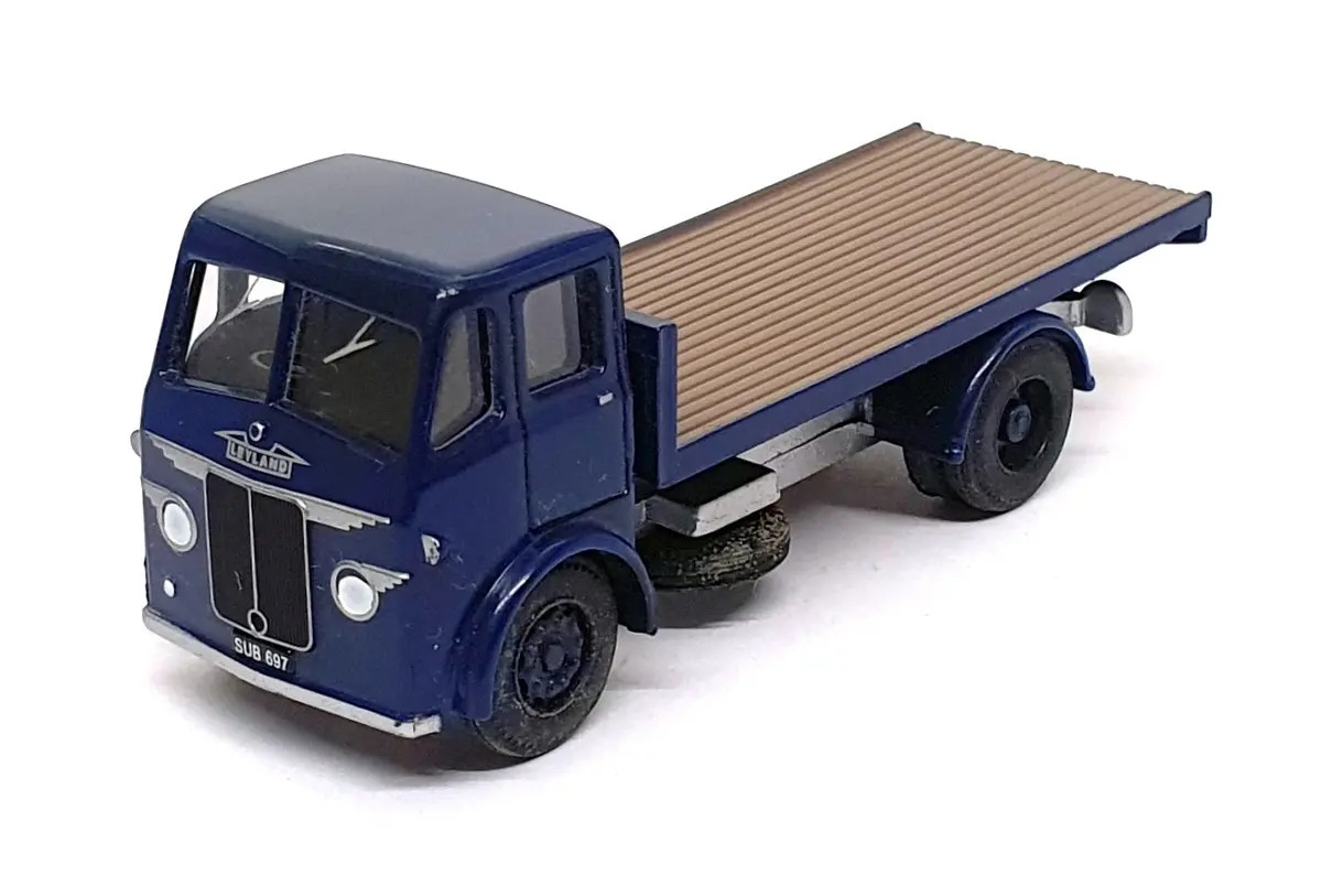 Base Toys 1/76 Scale Bf-01 - Leyland Beaver Flatbed Lorry - Dk. Blue 1