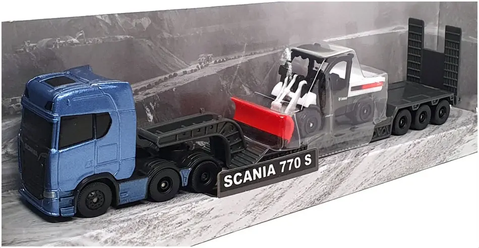 Maisto 11681 - Scania 770 S Big Hauler With Bobcat Excavator - Met Lt Blue 1
