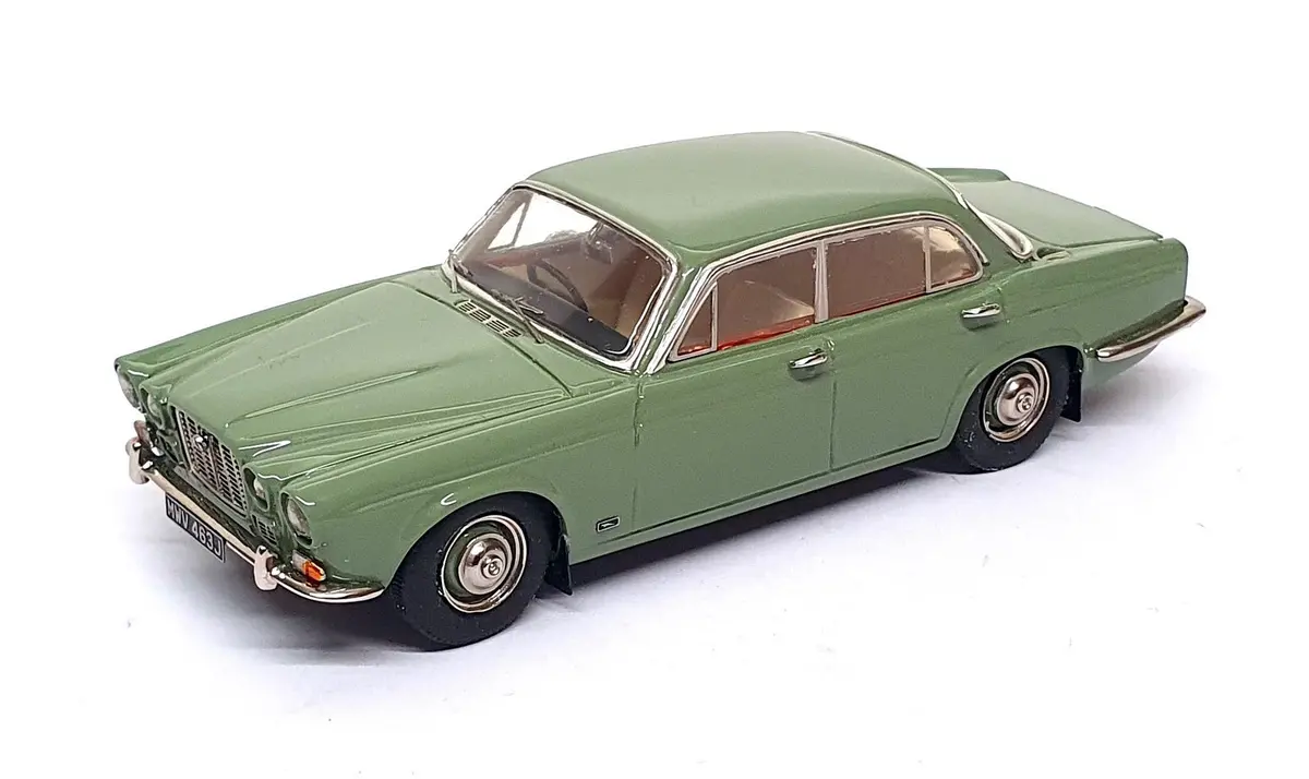 Smts 1/43 Scale Cl31 - Jaguar Xj6 Series I - Willow Green Mwv 463J 1