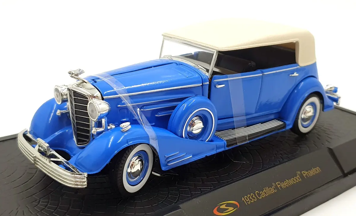 Signature Models 1/32 Scale 32367 - 1933 Cadillac Fleetwood Phaeton - Blue 1