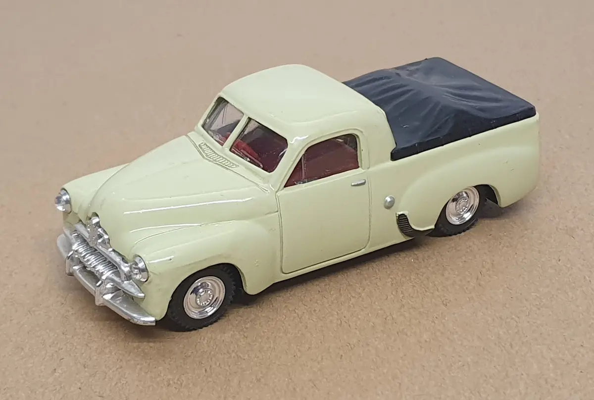 Trax 1/43 Scale Diecast 8002 - Fj Holden Utility Truck - Very Pale Green 1
