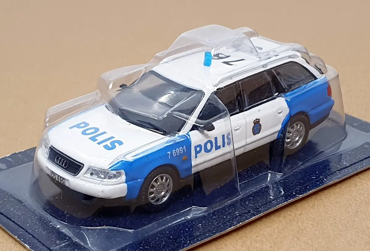 Altaya 1/43 Scale Sp02bw - Audi A6 Avanti Sweden Police Car - White/Blue 1