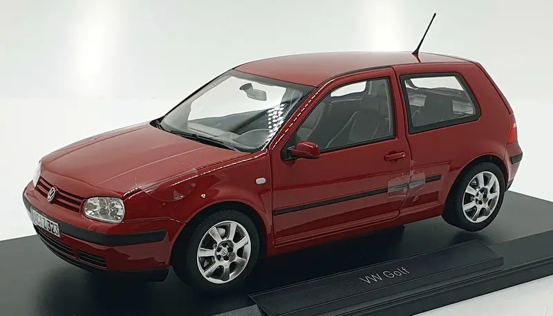 Norev 1/18 Scale Diecast 188573 - 2002 Vw Golf - Red 1