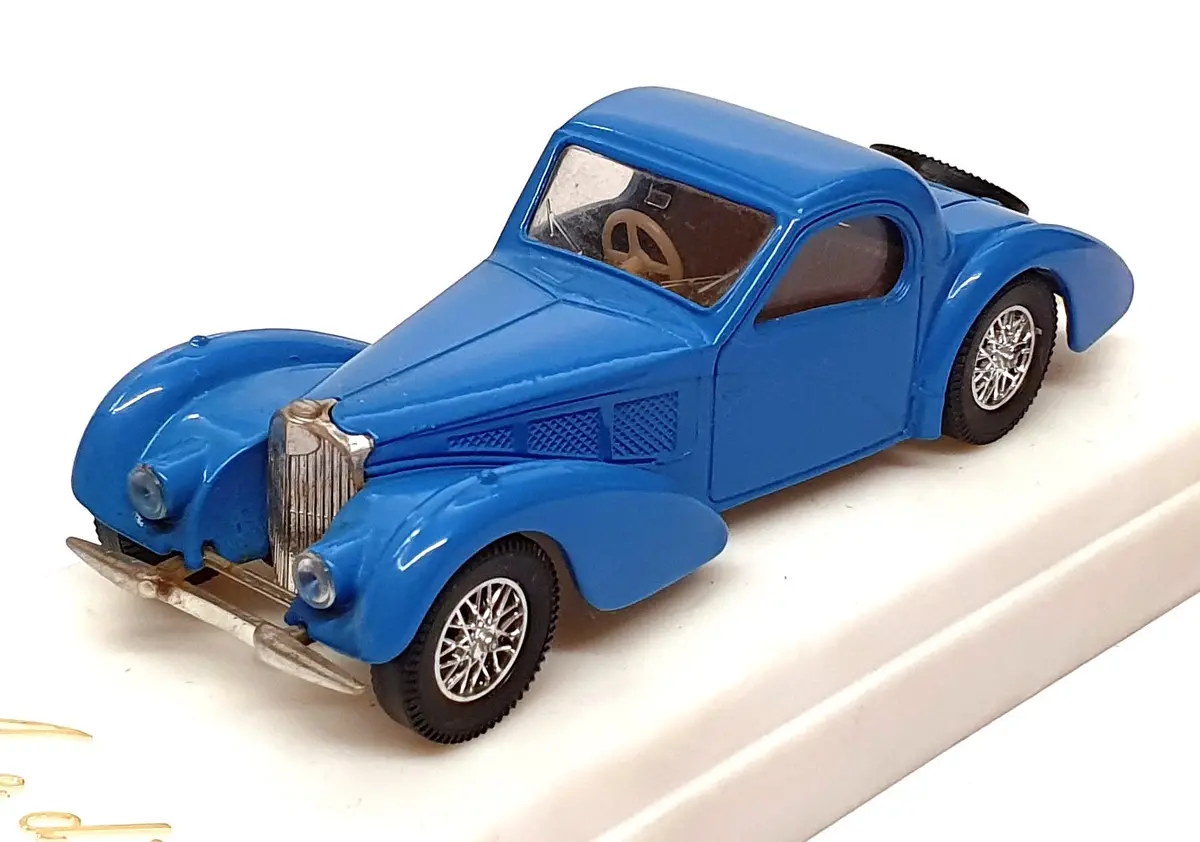 Solido 1/43 Scale Diecast 4088 - 1939 Bugatti Atalante - Blue 1