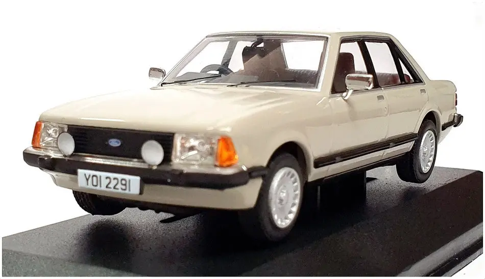 Vanguards 1/43 Scale Va12417 - Ford Granada Mk.2 2.8I S - Dove Grey 1